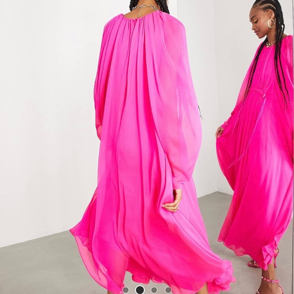 SOLD / NWT Beautiful pink dress size 6 - Picture 4 of 4